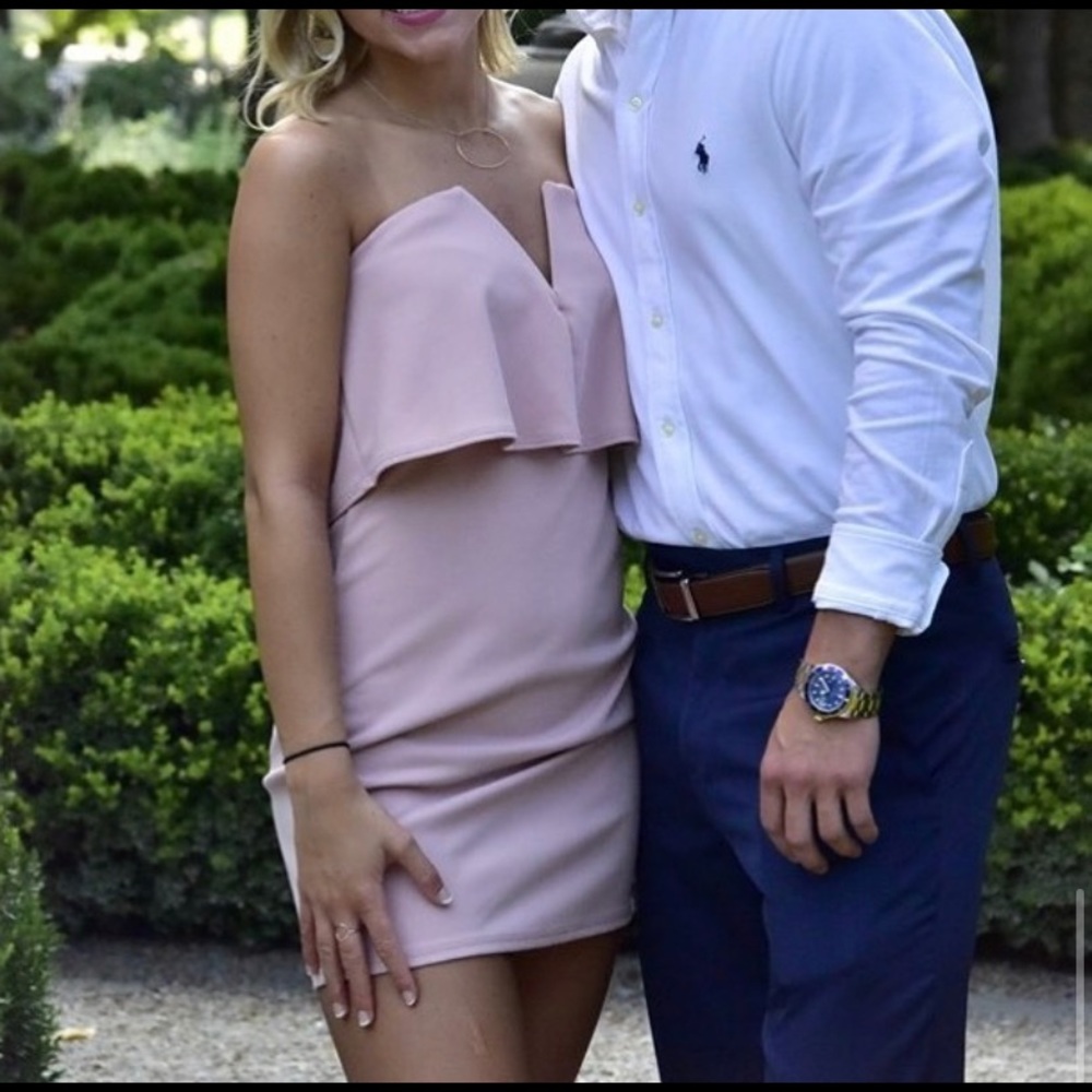 • blush color fitted mini dress•